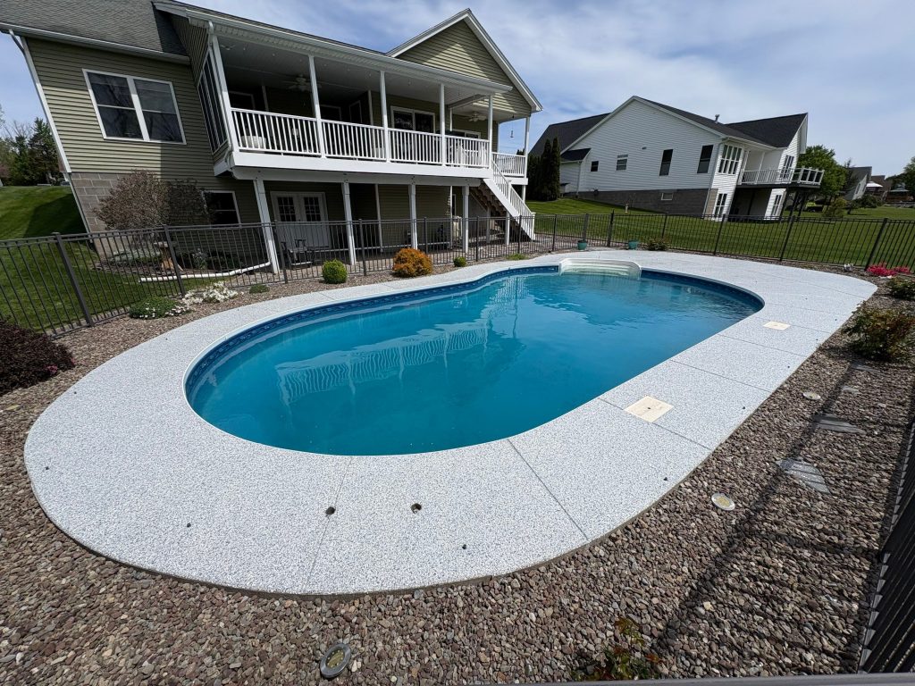 Standard Flake Pool Patio – Hilton, NY